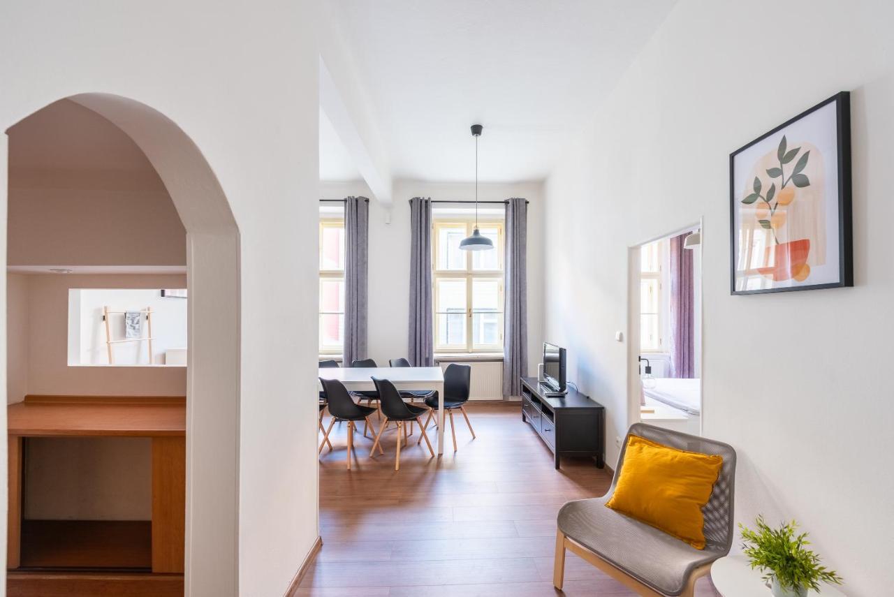 Budget Reznicka Apartment Prague Exterior photo